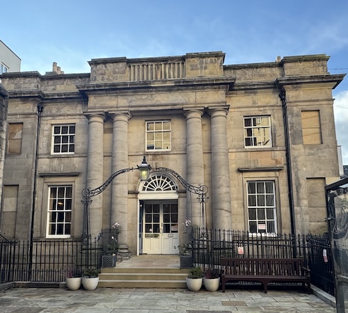 Tron Free Church - Behind 148 High Street